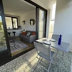 Superbe T2 Avec Balcon Et Parking, Idealement Situe A - Fr-1-374-200