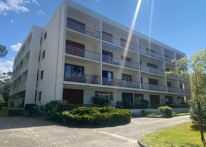 Superbe T2 Avec Balcon Et Parking, Idealement Situe A - Fr-1-374-200 Lejlighed